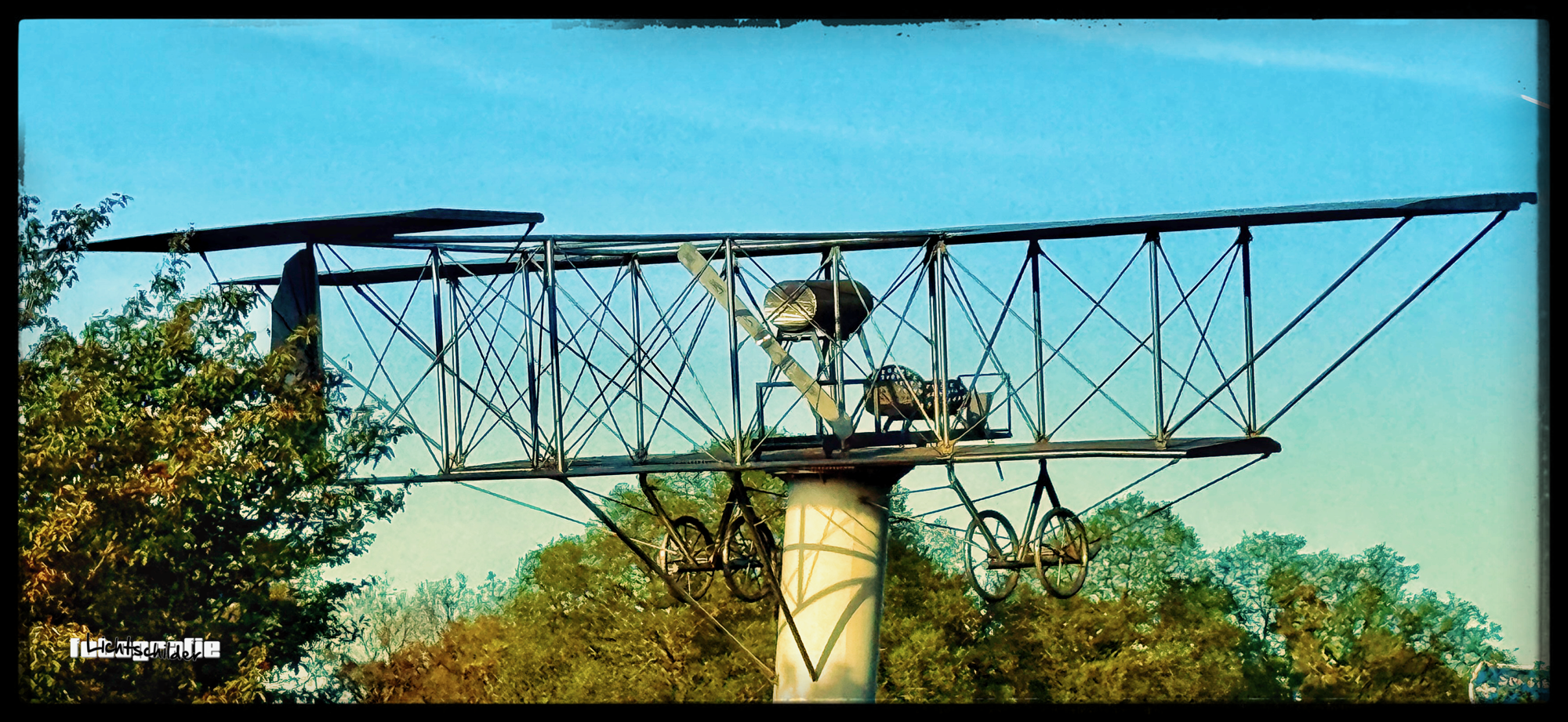 Vliegende objecten kunst